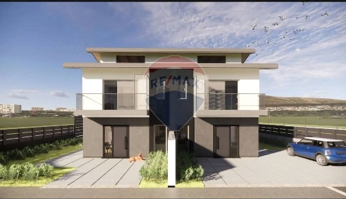 Foto Villa a schiera in via Resinelli, Mariano Comense Centro di 300 m²