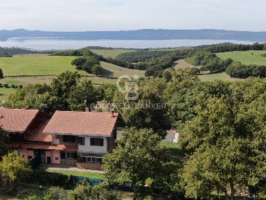 Foto Villa unifamiliare in Vocabolo Apparita, Bagnoregio di 220 m²