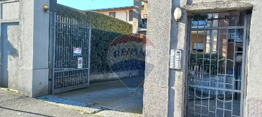 Foto Box in Corso Matteotti, Seregno Ospedale di 18 m² con 1 locali