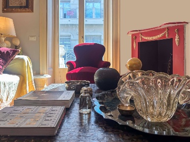 Foto Appartamento in Via Vivaio, Milano Palestro di 145 m² con 4 locali