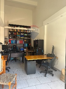 Foto Locale commerciale a Roma Navigatori di 30 m² in affitto