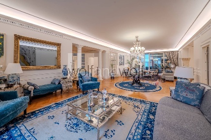 Foto Appartamento in Piazza Borromeo, Milano Carrobbio di 700 m² in vendita