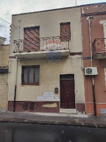 Foto Casa indipendente in Via Vittorio Veneto, Grammichele di 200 m²