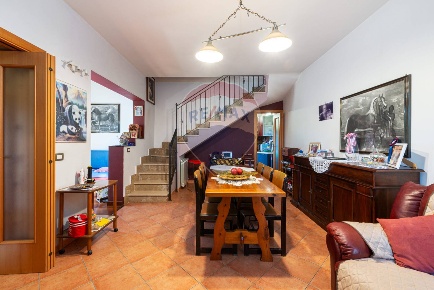 Foto Villa a schiera in Via Felice Caronni, Roma Ostia Antica di 90 m²
