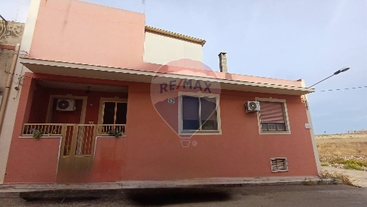 Foto Casa indipendente in Via Chindemi C, Pachino Centro di 161 m²