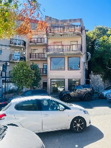 Foto Locale commerciale in via archimede, Ragusa San Luigi - Archimede