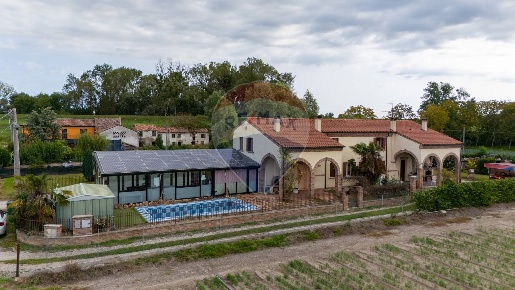 Foto Villa bifamiliare in Via Rettilineo Zuliani, Lusia Giare di 144 m²