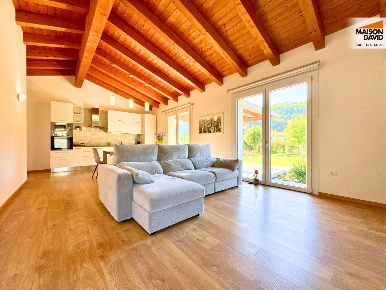 Foto Casa indipendente in Strada Della Porciglia, Vicenza di 199 m²