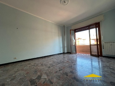 Foto Appartamento a Carrara Avenza di 100 m² con 4 locali in vendita