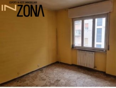 Foto Appartamento in Via Saronno, Varedo di 77 m² con 3 locali in vendita