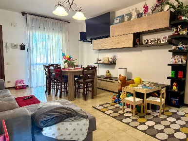 Foto Appartamento in Via Gardan 117, Santa Maria di Sala di 114 m²