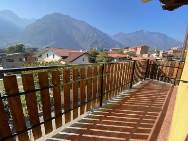 Foto Appartamento in Via Circonvallazione 11, Verrès Centro di 89 m²