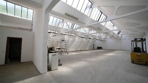 Foto Capannone industriale in via viganò 12, Triuggio Centro di 699 m²