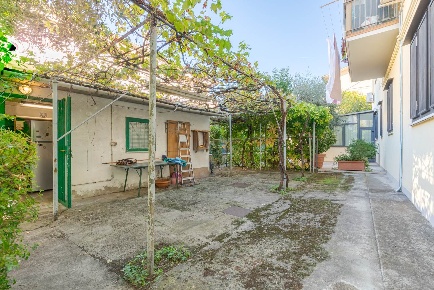 Foto Appartamento in via Angiolieri, Calenzano Centro di 256 m² in vendita