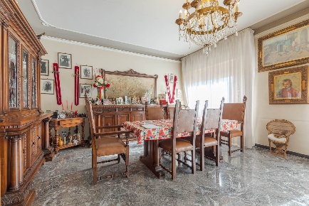 Foto Appartamento in via Angiolieri, Calenzano Centro di 256 m² in vendita