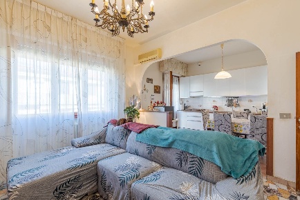 Foto Appartamento in via Angiolieri, Calenzano Centro di 256 m² in vendita