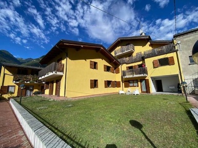 Foto Appartamento in Via Circonvallazione 11, Verrès Centro di 83 m²