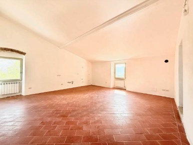 Foto Appartamento in via sorbo, Vaglia di 100 m² con 3 locali in affitto