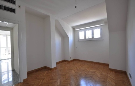 Foto Ufficio in Via Albricci, Milano Duomo di 68 m² con 3 locali in affitto