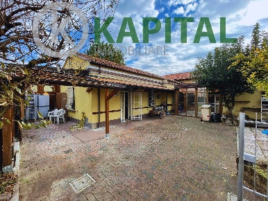 Foto Casa indipendente a Forlì Foro Boario di 90 m² con 6 locali in vendita