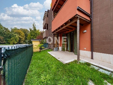Foto Appartamento in viale Brianza 20, Bernareggio Centro di 59 m²