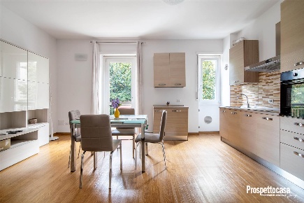 Foto Appartamento in via savona  4, Milano Solari di 63 m² con 2 locali