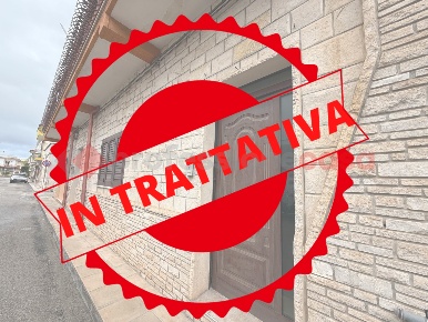 Foto Appartamento in Via PAOLUCCI 110, Pulsano Centro di 110 m² in vendita