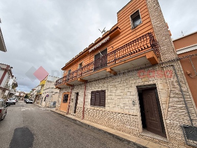 Foto Appartamento in Via PAOLUCCI 110, Pulsano Centro di 110 m² in vendita