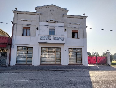 Foto Appartamento in Via VILLANOVA MARCHESANA - VIA ROMA 40, Centro