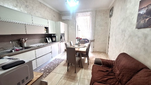 Foto Appartamento in vita torino, Napoli Tribunali di 80 m² con 3 locali