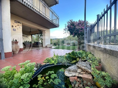 Foto Casa indipendente in giovanni papini, Perugia di 412 m² in vendita