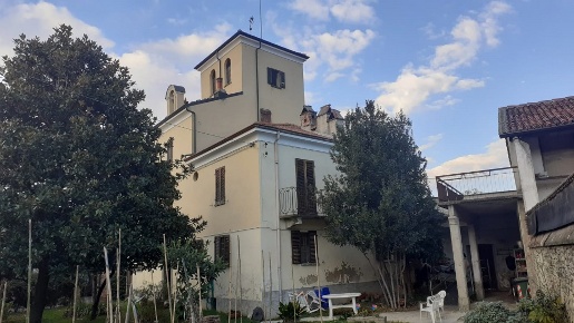Foto Rustico in Strada Ponata 0, Rosta di 400 m² con 12 locali in vendita