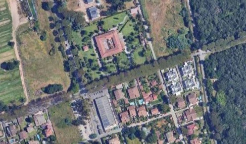 Foto Appartamento in Viale di Castel Porziano, Roma Infernetto di 602 m²