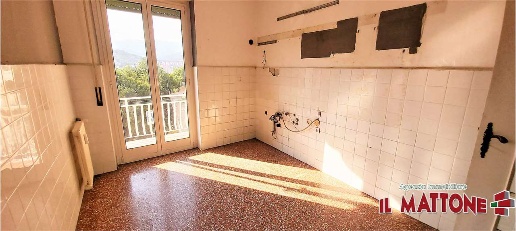 Foto Appartamento in Salita Serra Riccò, Genova Pontedecimo di 110 m²