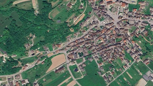 Foto Appartamento in Via Roma, Arsiè Centro di 118 m² con 6 locali