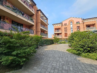 Foto Appartamento a Paderno Dugnano di 139 m² con 4 locali in vendita