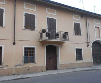Foto Casa indipendente in Via Guglielmo Marconi, Rivarolo Mantovano Centro