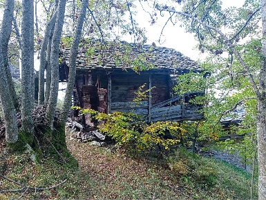 Foto Baita in Località Cios, Fontainemore di 60 m² con 4 locali in vendita