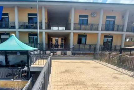 Foto Negozio in Via Ferdinando Neri, Fiumicino Aranova di 20 m² in vendita