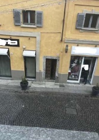 Foto Negozio in Via S. Lorenzo, Alessandria Piazza della Libertà di 102 m²