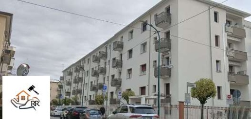 Foto Appartamento a Venezia di 88 m² con 5 locali in vendita