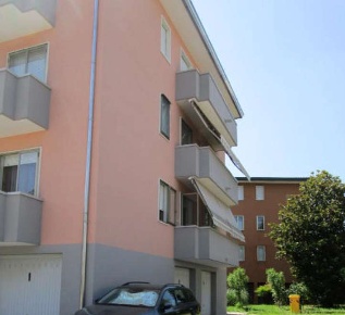 Foto Appartamento in Via Bragni, Cadoneghe di 126 m² con 7 locali
