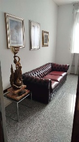 Foto Ufficio a Castelfidardo di 120 m² con 5 locali in vendita