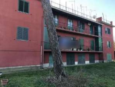 Foto Magazzino in Viale Maria, Fiumicino Maccarese di 24 m² con 4 locali