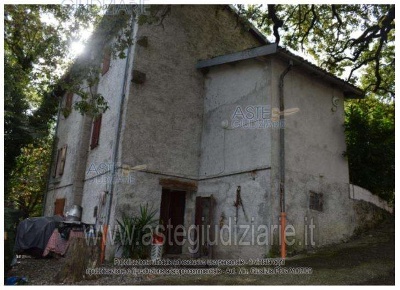 Foto Casa indipendente in Via Casine 1701, Montecreto di 34 m² con 4 locali