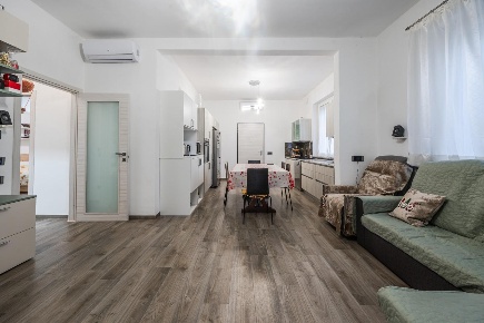 Foto Casa indipendente a Modena Villanova di 90 m² con 6 locali in vendita