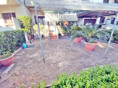 Foto Appartamento a Firenze Peretola di 94 m² con 4 locali in vendita