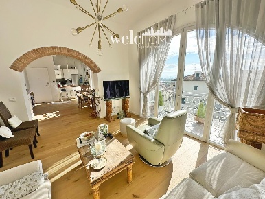 Foto Appartamento a Signa Centro di 103 m² con 4 locali in vendita