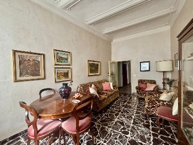 Foto Appartamento a Volterra Centro di 104 m² con 6 locali in vendita