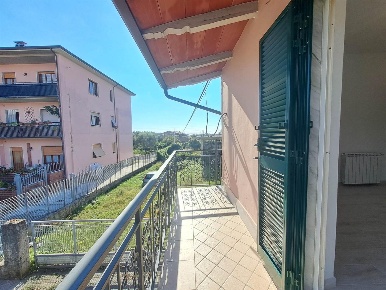 Foto Casa indipendente a Luni Casano Dogana Isola di 80 m² con 4 locali
